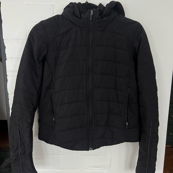 Women's Lululemon Push Your Pace First Edition quilted hooded jacket - 6 - Picture 5 of 10